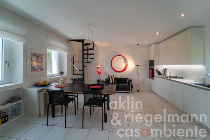 Image No.18-2 Bed Country House for sale