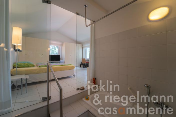 Image No.25-2 Bed Country House for sale