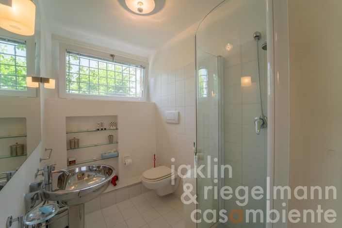 Image No.34-2 Bed Country House for sale