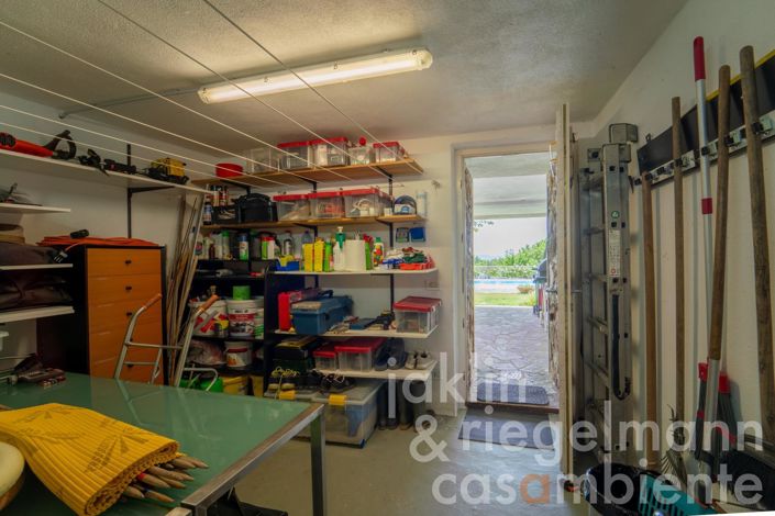 Image No.42-2 Bed Country House for sale