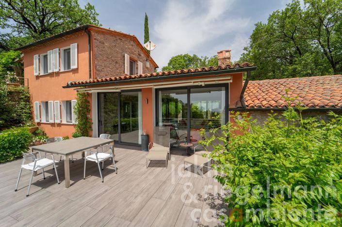 Image No.9-2 Bed Country House for sale