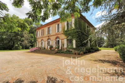 1 - Auterive, Maison de campagne