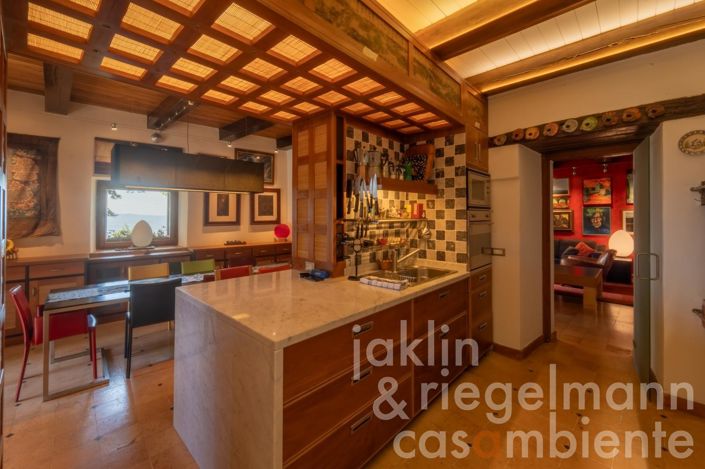 Image No.23-5 Bed Country House for sale