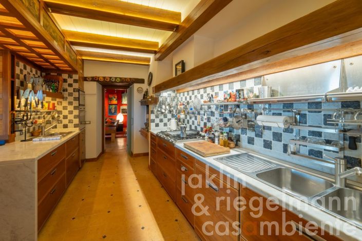 Image No.24-5 Bed Country House for sale