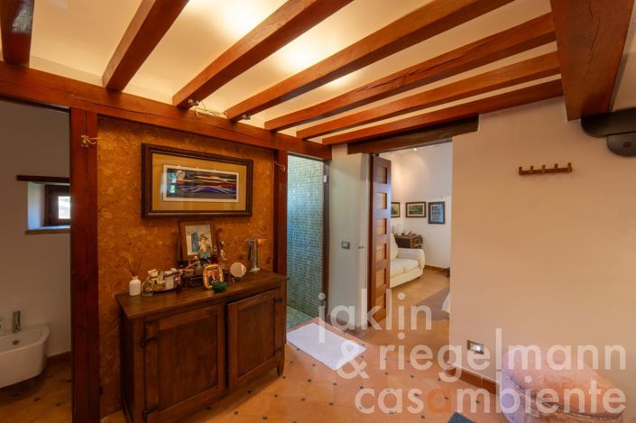 Image No.49-5 Bed Country House for sale