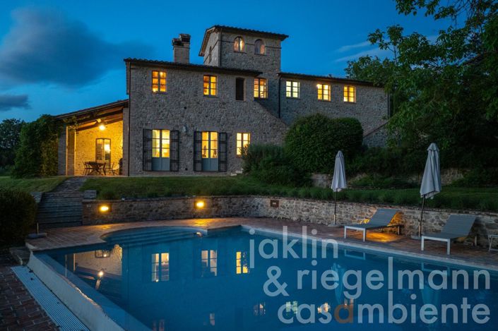 Image No.1-5 Bed Country House for sale