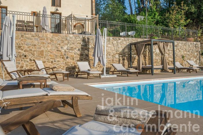 Image No.11-Maison de campagne de 6 chambres à vendre à Volterra