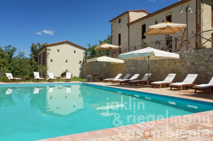 Image No.18-6 Bed Country House for sale