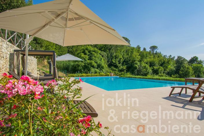 Image No.23-6 Bed Country House for sale