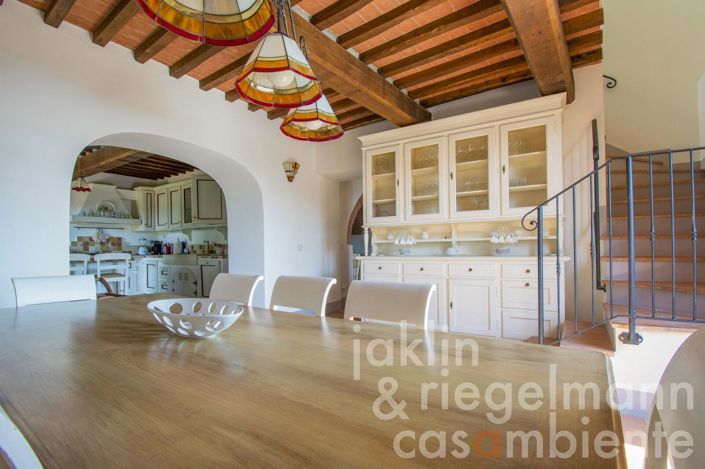 Image No.42-6 Bed Country House for sale