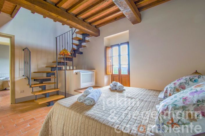 Image No.54-6 Bed Country House for sale