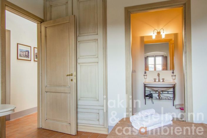 Image No.60-Maison de campagne de 6 chambres à vendre à Volterra