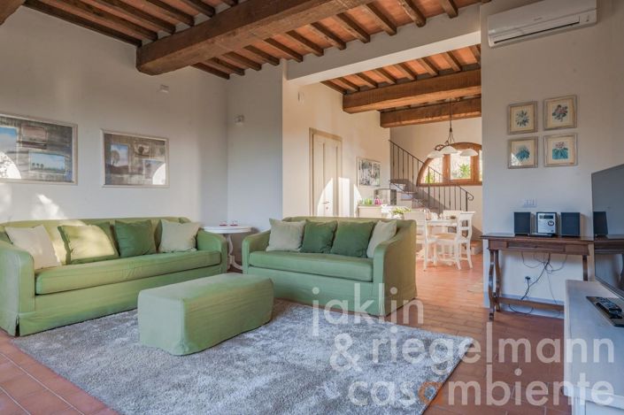 Image No.64-6 Bed Country House for sale