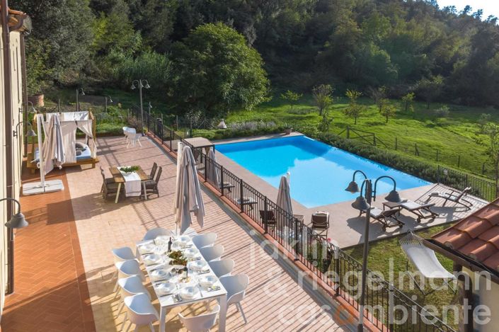 Image No.7-6 Bed Country House for sale