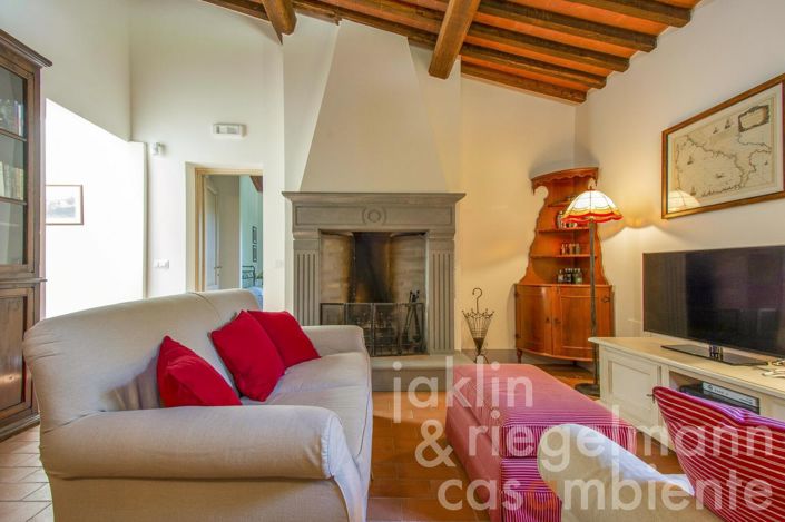 Image No.75-6 Bed Country House for sale