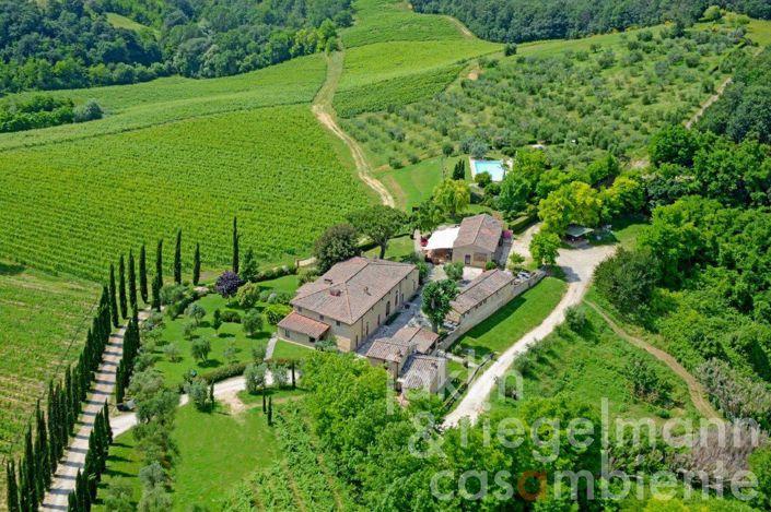 Image No.1-Ferme de 14 chambres à vendre à San Gimignano