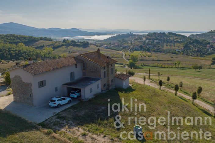 Image No.19-8 Bed Farmhouse for sale