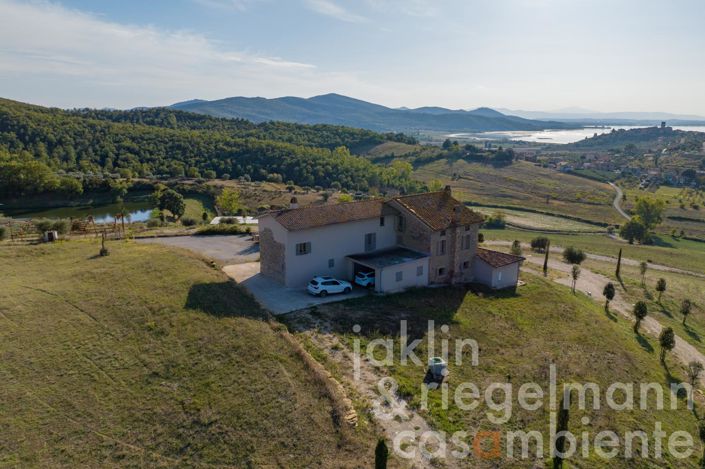 Image No.20-8 Bed Farmhouse for sale