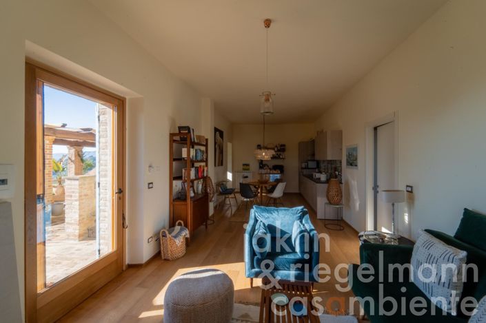 Image No.40-5 Bed Country House for sale