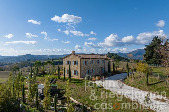 Image No.10-5 Bed Country House for sale