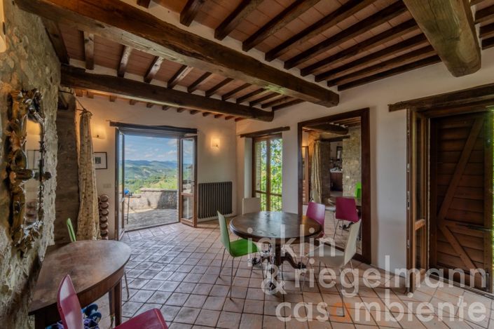 Image No.12-Maison de campagne de 5 chambres à vendre à Pietralunga