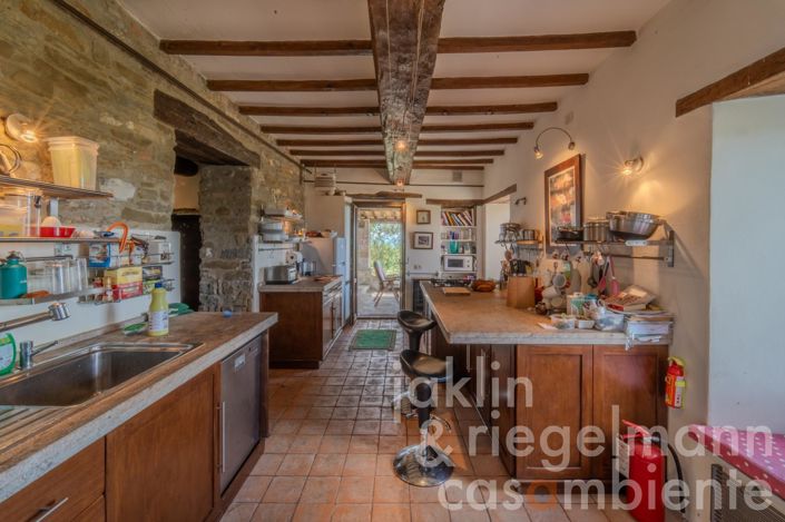 Image No.16-Maison de campagne de 5 chambres à vendre à Pietralunga