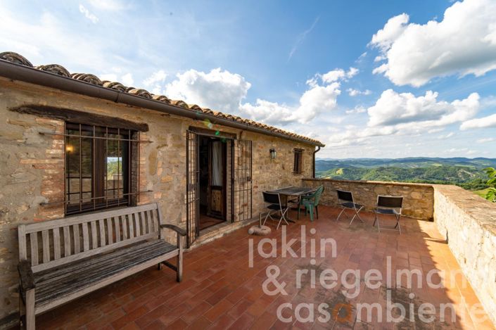 Image No.29-Maison de campagne de 5 chambres à vendre à Pietralunga