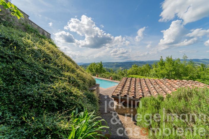 Image No.40-Maison de campagne de 5 chambres à vendre à Pietralunga