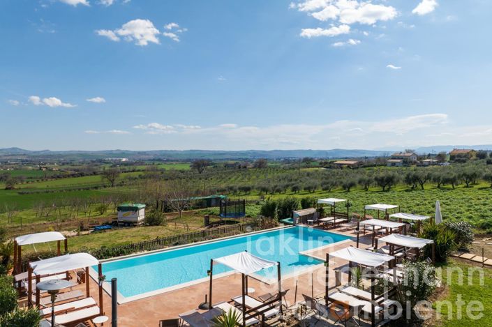 Image No.10-14 Bed Farmhouse for sale