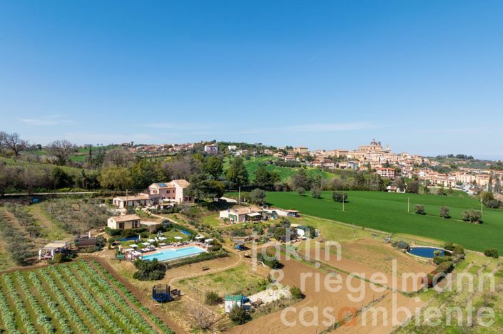 Image No.15-14 Bed Farmhouse for sale