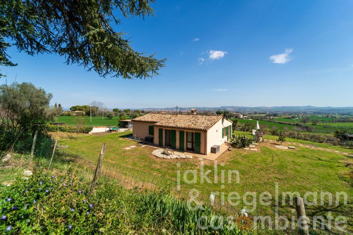 Image No.25-14 Bed Farmhouse for sale