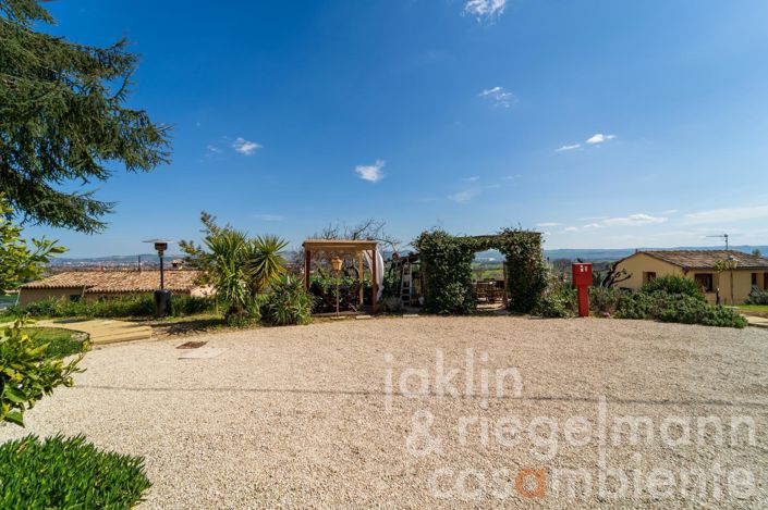 Image No.26-14 Bed Farmhouse for sale