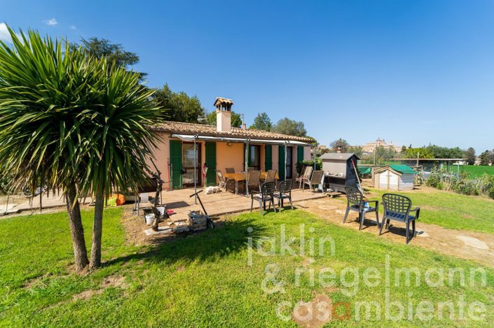 Image No.37-14 Bed Farmhouse for sale