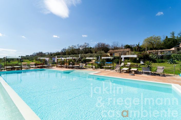 Image No.45-14 Bed Farmhouse for sale