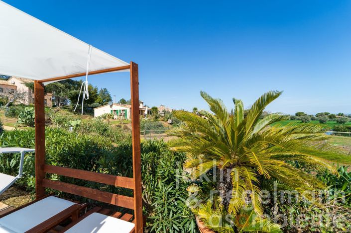 Image No.47-14 Bed Farmhouse for sale