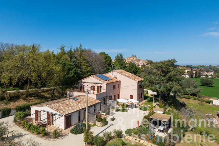 Image No.5-14 Bed Farmhouse for sale