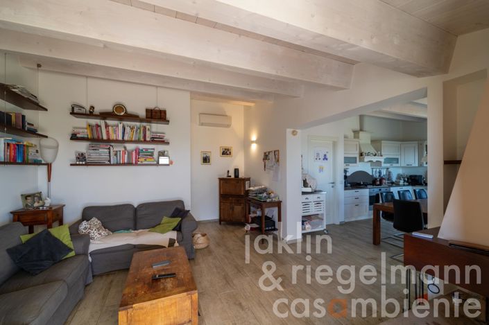 Image No.56-14 Bed Farmhouse for sale