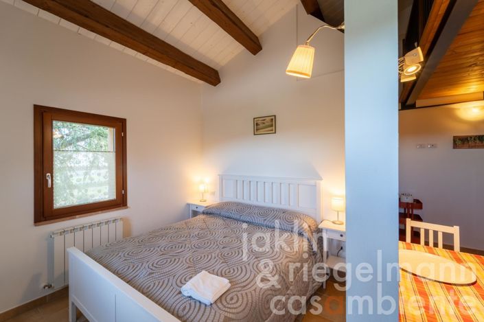 Image No.69-14 Bed Farmhouse for sale