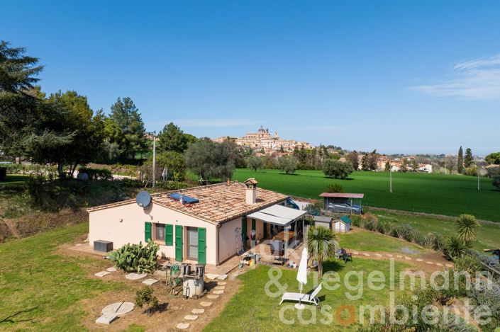 Image No.7-14 Bed Farmhouse for sale