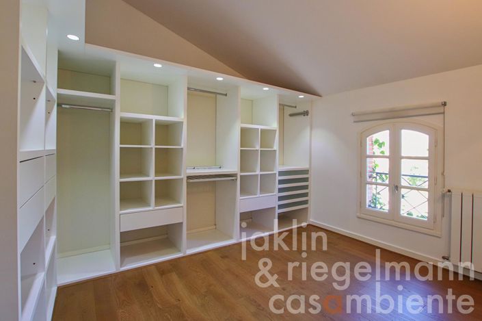 Image No.15-5 Bed Country House for sale