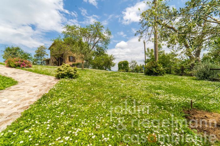 Image No.12-2 Bed Country House for sale