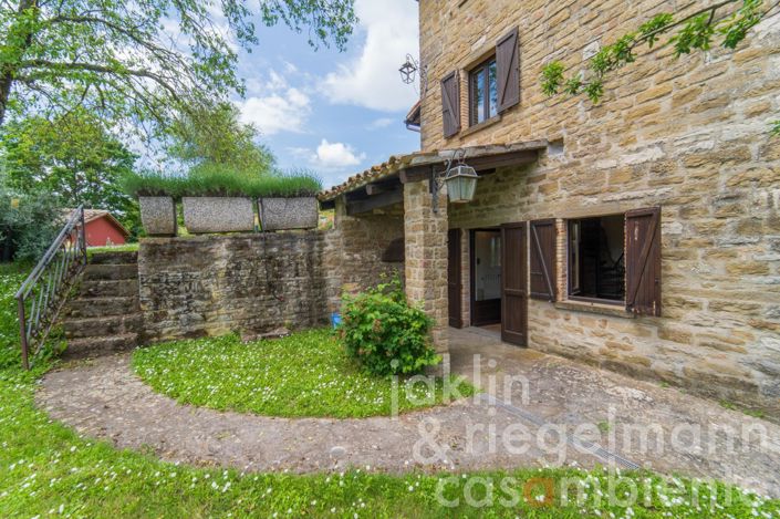 Image No.14-2 Bed Country House for sale