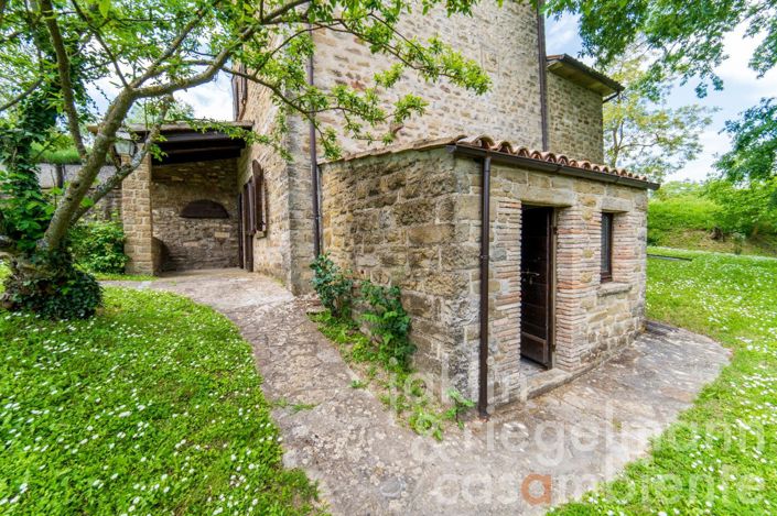 Image No.15-2 Bed Country House for sale