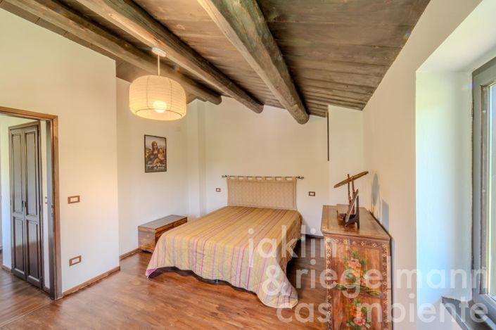 Image No.26-2 Bed Country House for sale