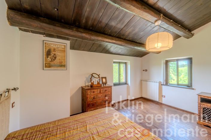 Image No.27-2 Bed Country House for sale