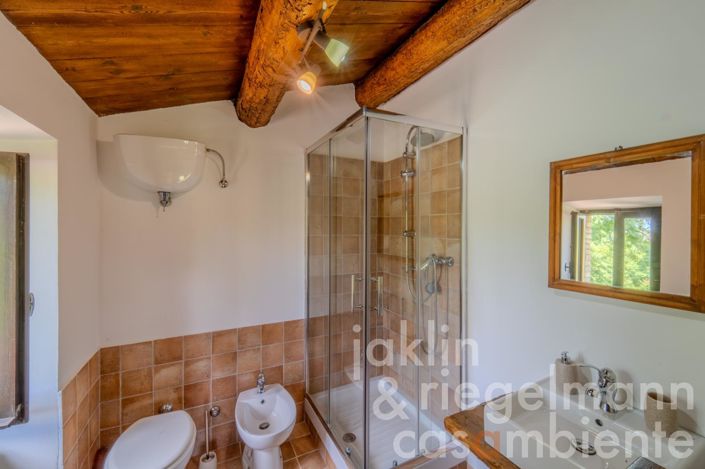 Image No.28-2 Bed Country House for sale