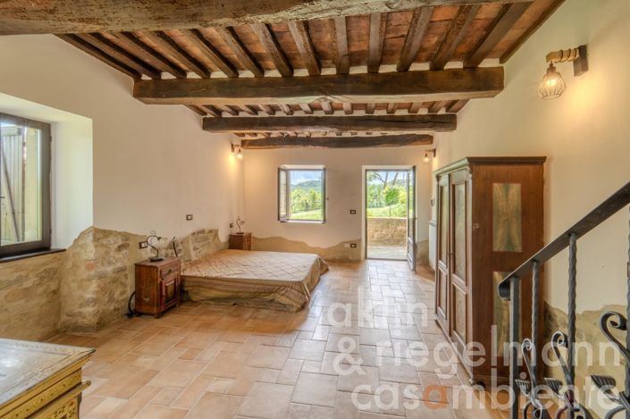 Image No.30-2 Bed Country House for sale