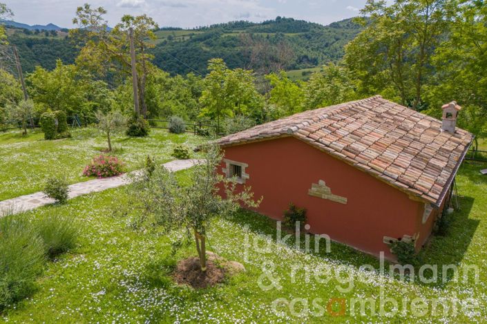 Image No.34-2 Bed Country House for sale