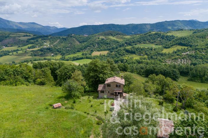 Image No.4-2 Bed Country House for sale