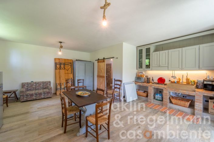 Image No.41-2 Bed Country House for sale